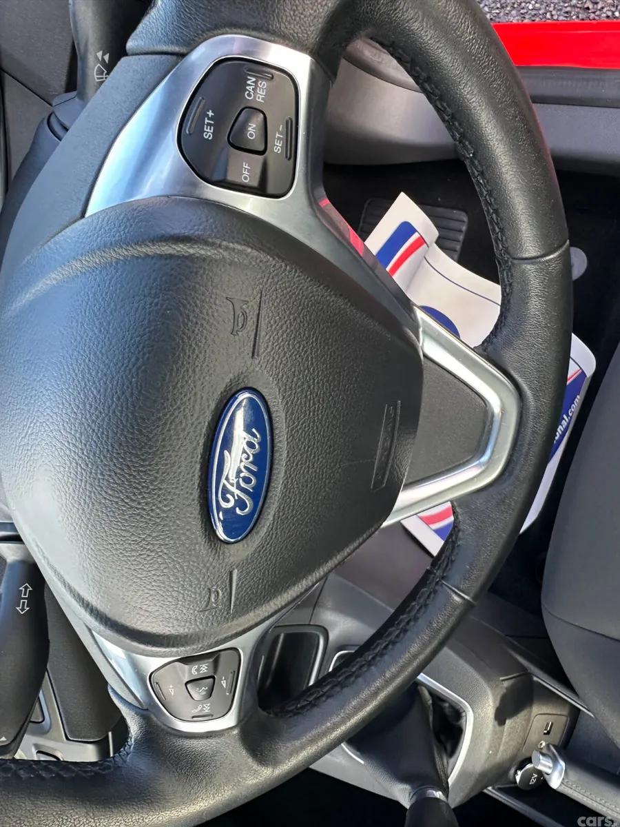 Ford Fiesta Hatchback, Diesel, 2016, Red