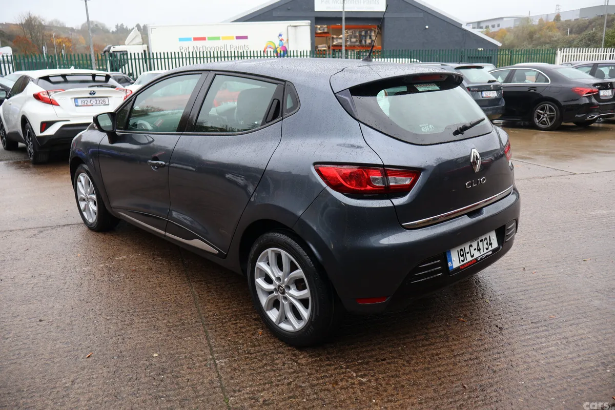 Renault Clio Hatchback, Petrol, 2019, Grey