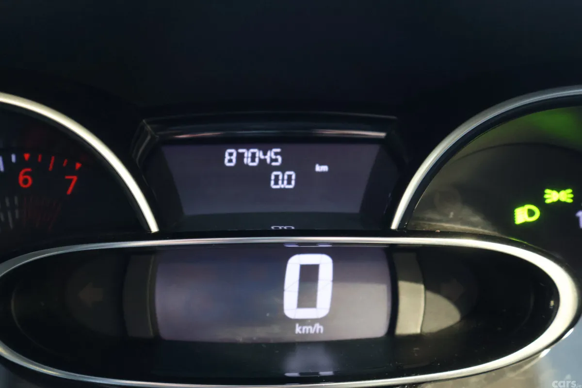 Renault Clio Hatchback, Petrol, 2019, Grey
