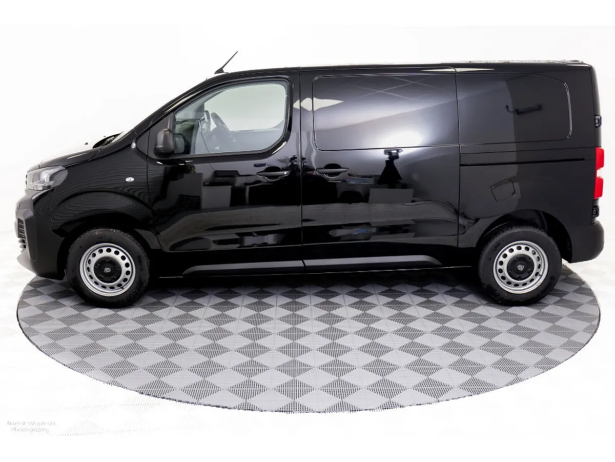 Peugeot Expert Van, Diesel, 2025, Black