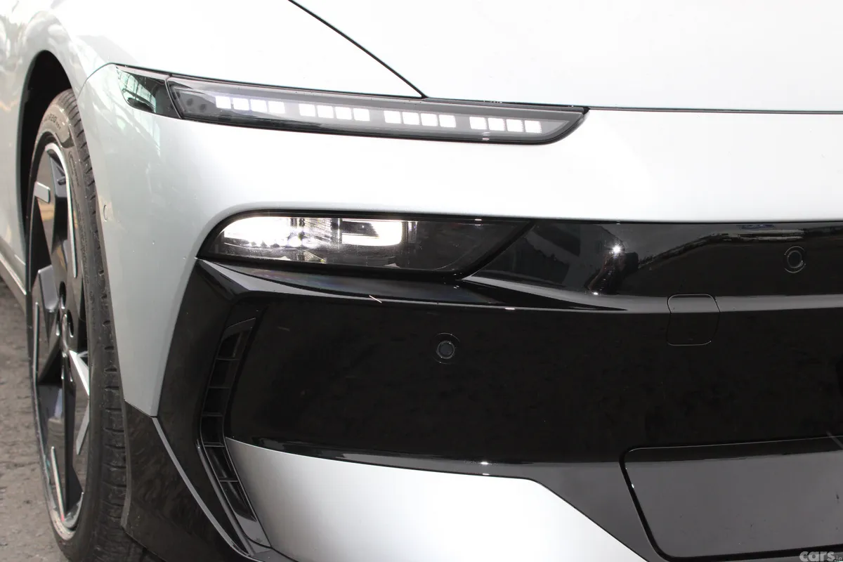 Hyundai IONIQ 6 Saloon, Electric, 2026, Silver