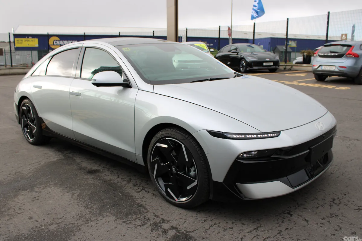 Hyundai IONIQ 6 Saloon, Electric, 2026, Silver