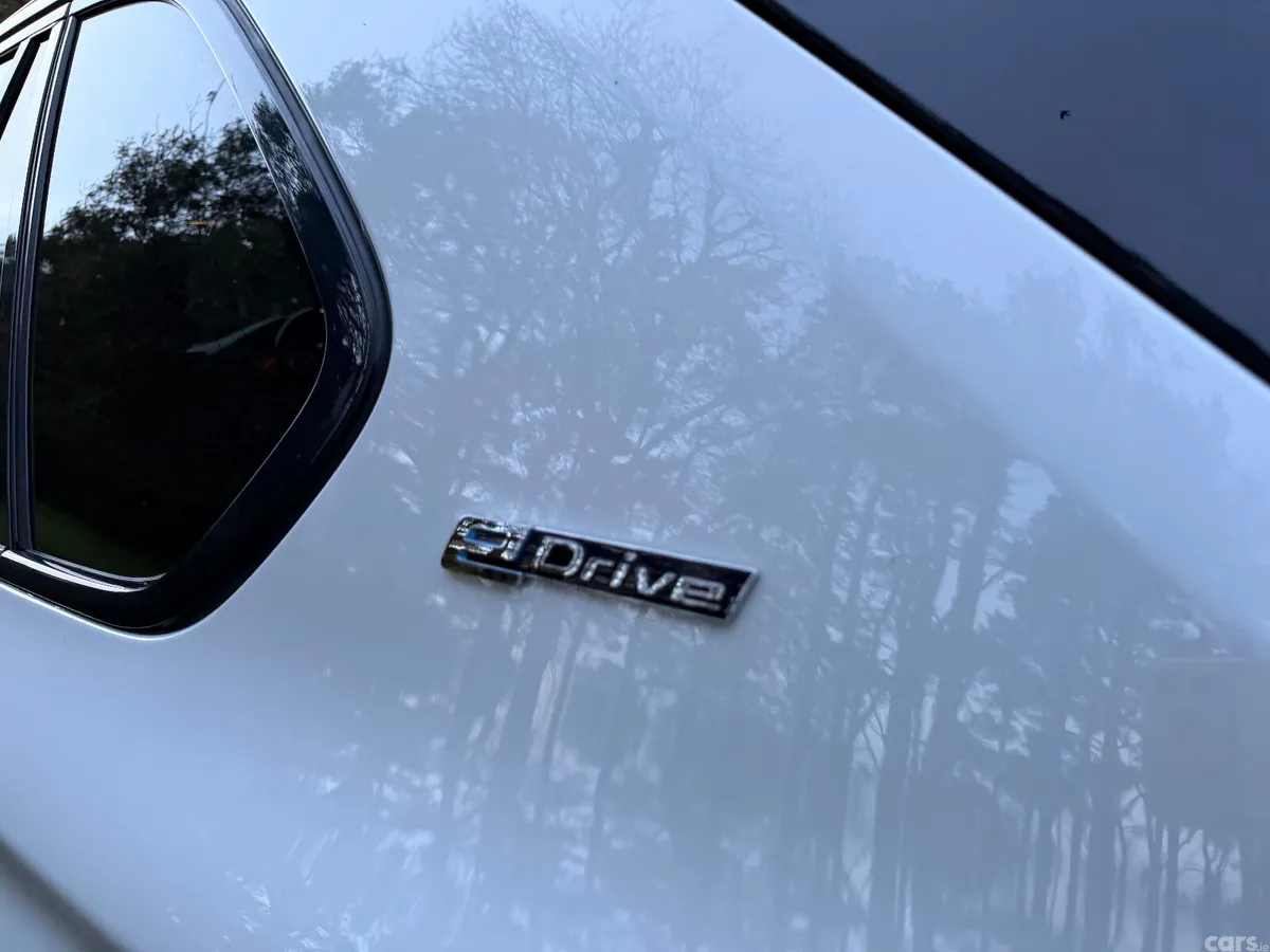 BMW X5 SUV, Petrol Plug-in Hybrid, 2016, White