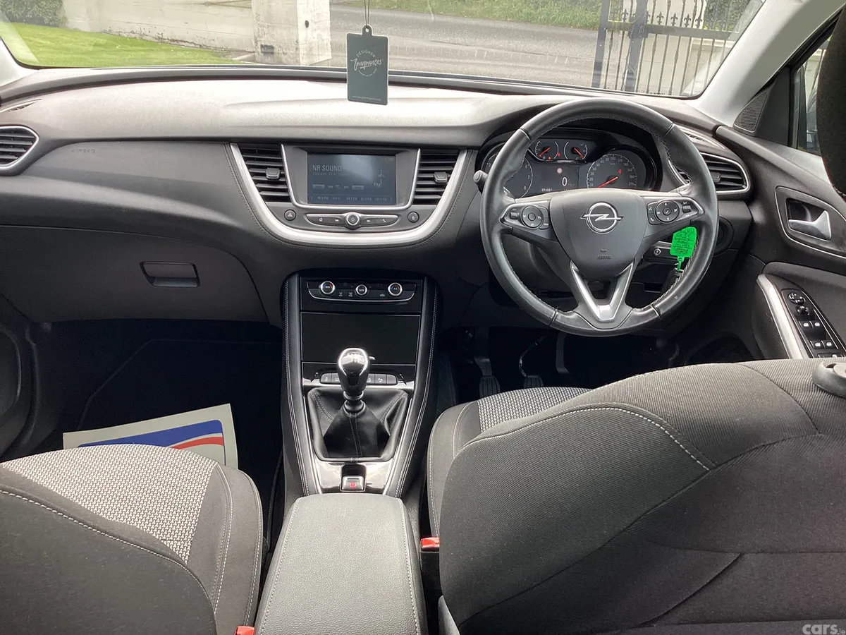 Opel Grandland X SUV, Diesel, 2020, Grey