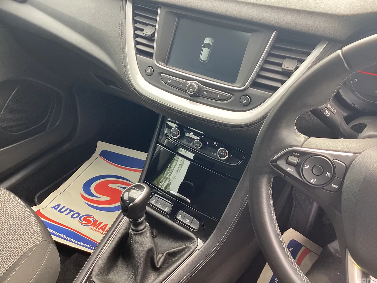 Opel Grandland X SUV, Diesel, 2020, Grey