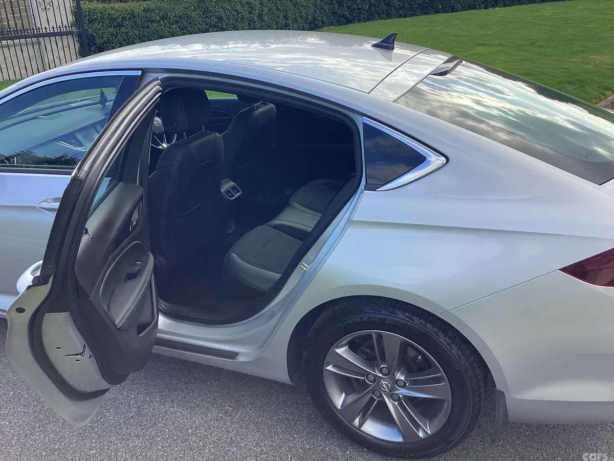 Opel Insignia Hatchback, Diesel, 2021, Grey