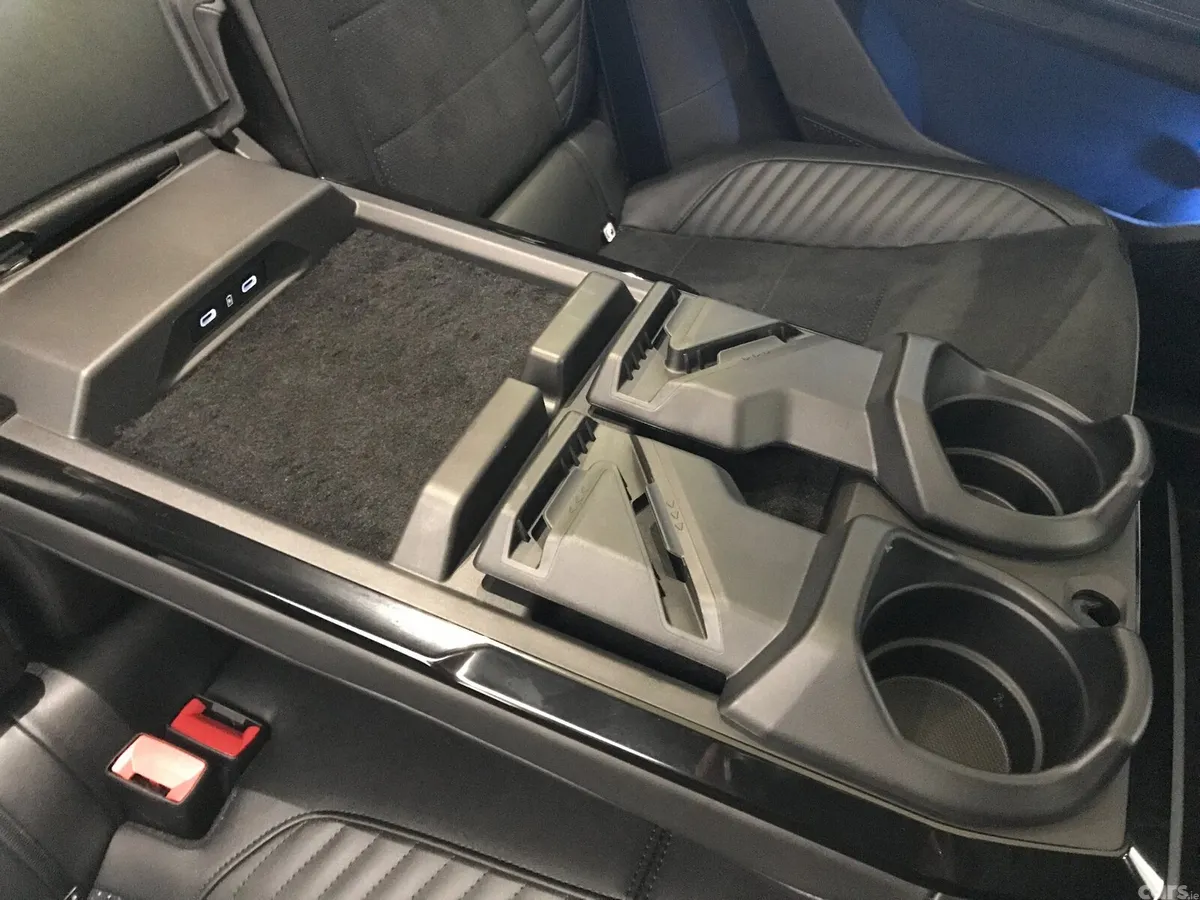 Renault Rafale SUV, Petrol Hybrid, 2024, Grey