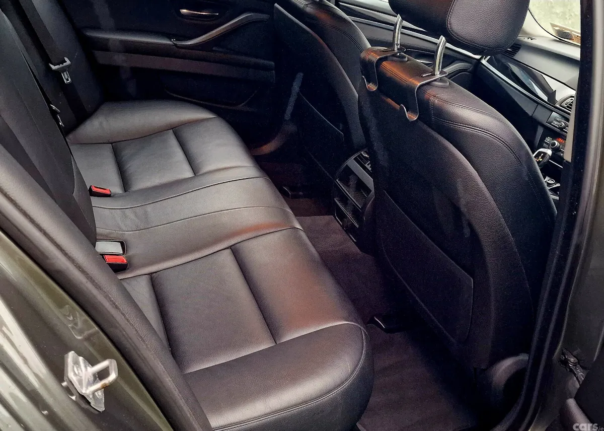 BMW 5-Series Saloon, Diesel, 2014, Grey