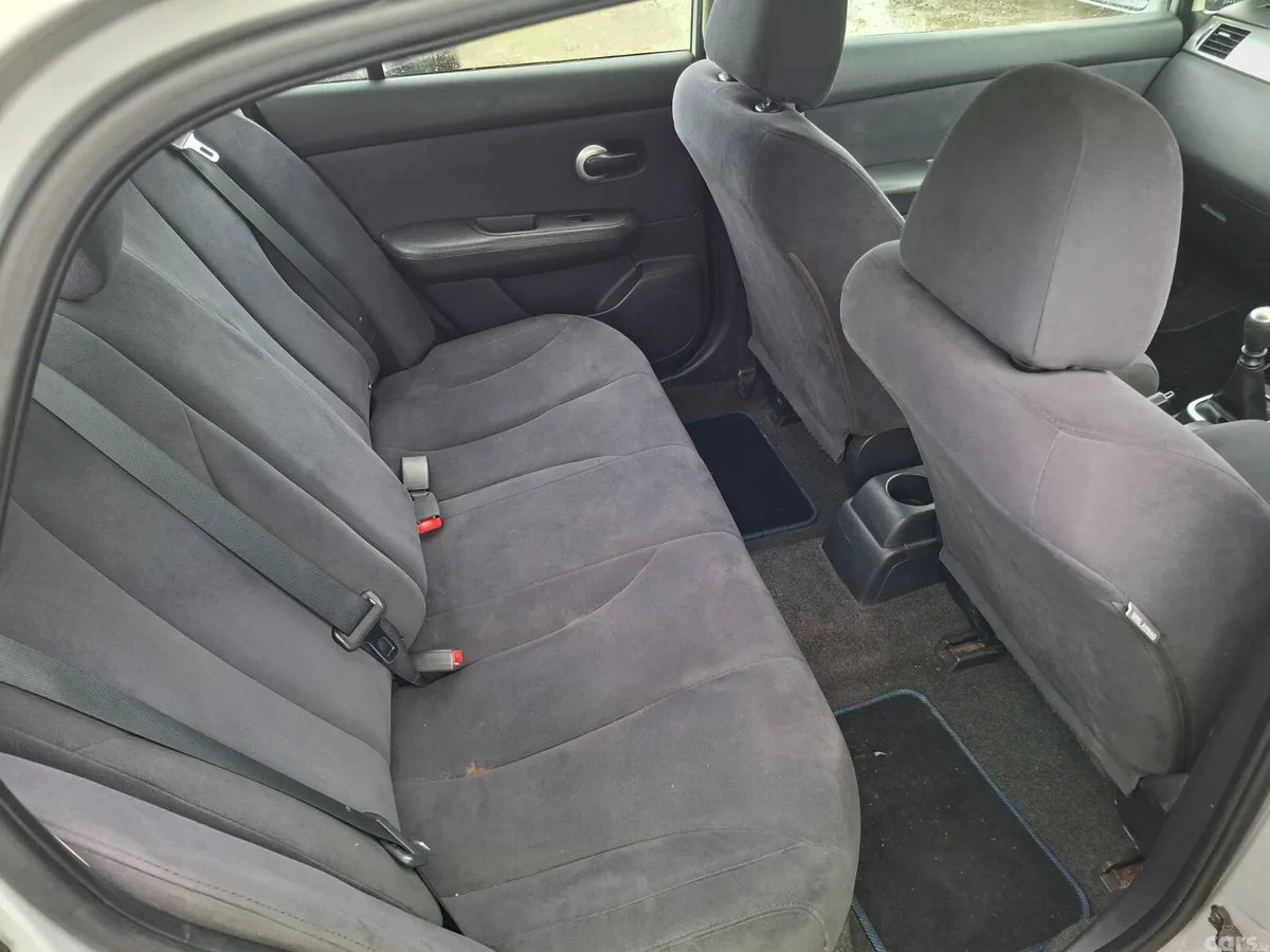 Nissan Tiida Saloon, Diesel, 2008, Silver