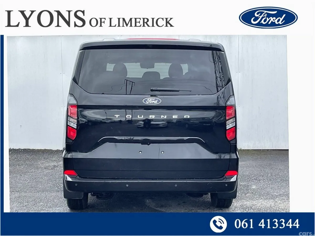 Ford Tourneo MPV, Petrol Plug-in Hybrid, 2026, Black