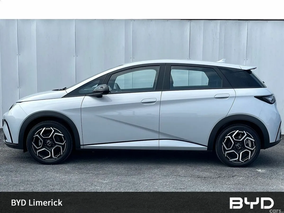 BYD DOLPHIN Hatchback, Electric, 2026, Silver