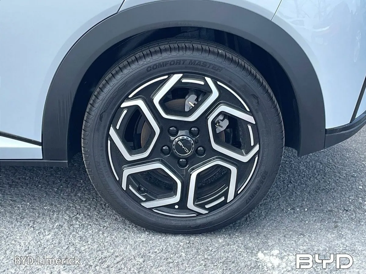 BYD DOLPHIN Hatchback, Electric, 2026, Silver