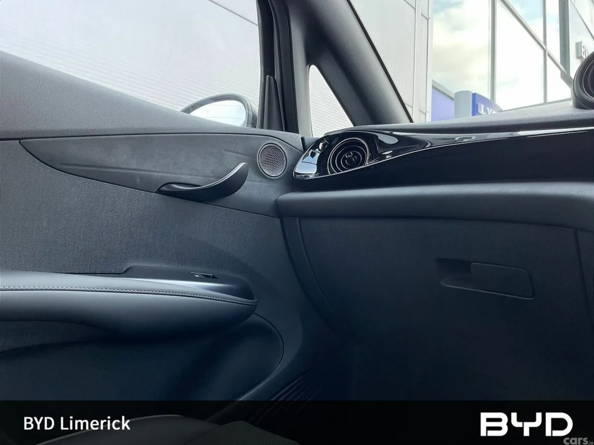 BYD DOLPHIN Hatchback, Electric, 2026, Silver