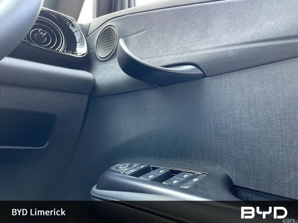 BYD DOLPHIN Hatchback, Electric, 2026, Silver