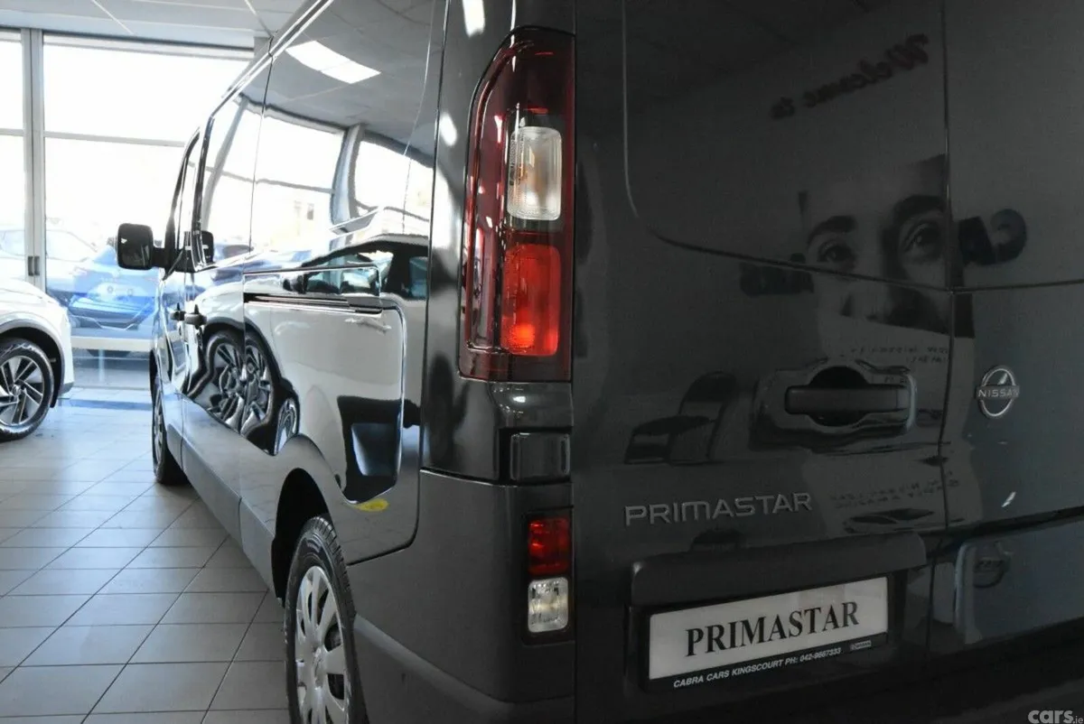 Nissan Primastar MPV, Diesel, 2026, Grey