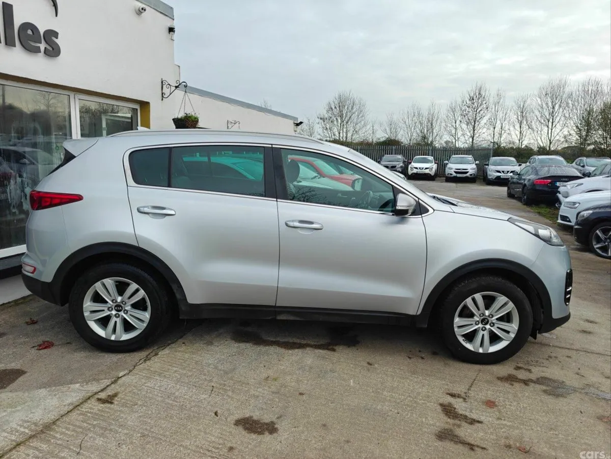 Kia Sportage SUV, Diesel, 2016, Silver