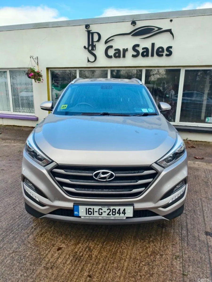 Hyundai Tucson SUV, Diesel, 2016, White