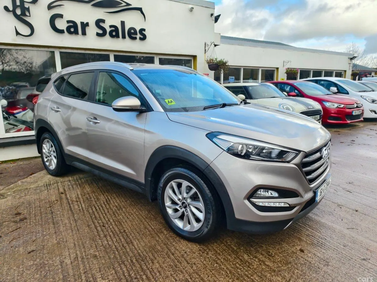 Hyundai Tucson SUV, Diesel, 2016, White
