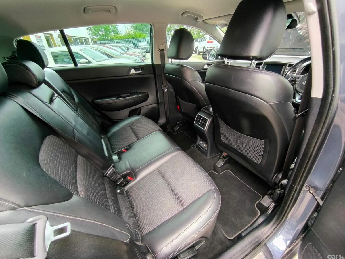 Kia Sportage SUV, Diesel, 2016, Blue