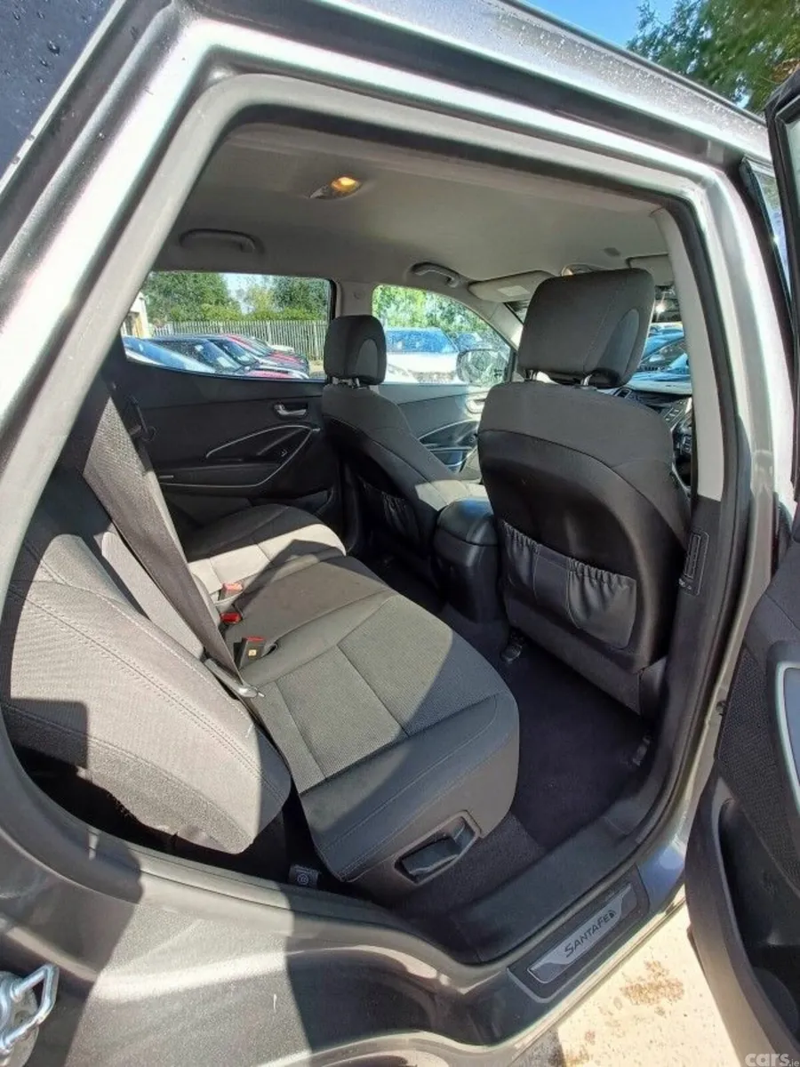 Hyundai Santa Fe SUV, Diesel, 2014, Silver