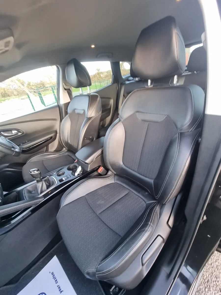 Mercedes-Benz CLA Saloon, Petrol, 2018, Red