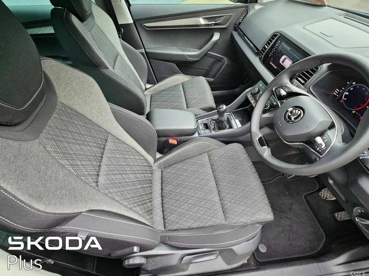 Skoda Karoq Estate, Diesel, 2023, Black