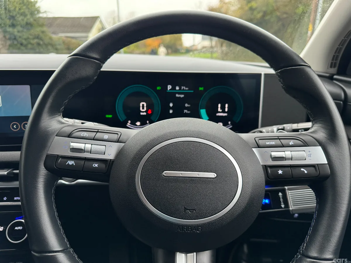Hyundai Tucson SUV, Petrol Plug-in Hybrid, 2025, Red