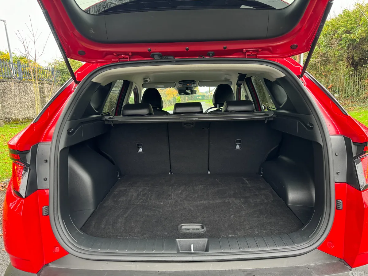 Hyundai Tucson SUV, Petrol Plug-in Hybrid, 2025, Red