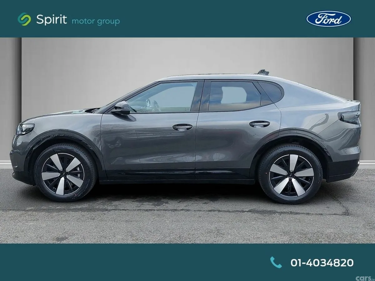 Ford Capri MPV, Electric, 2026, Grey