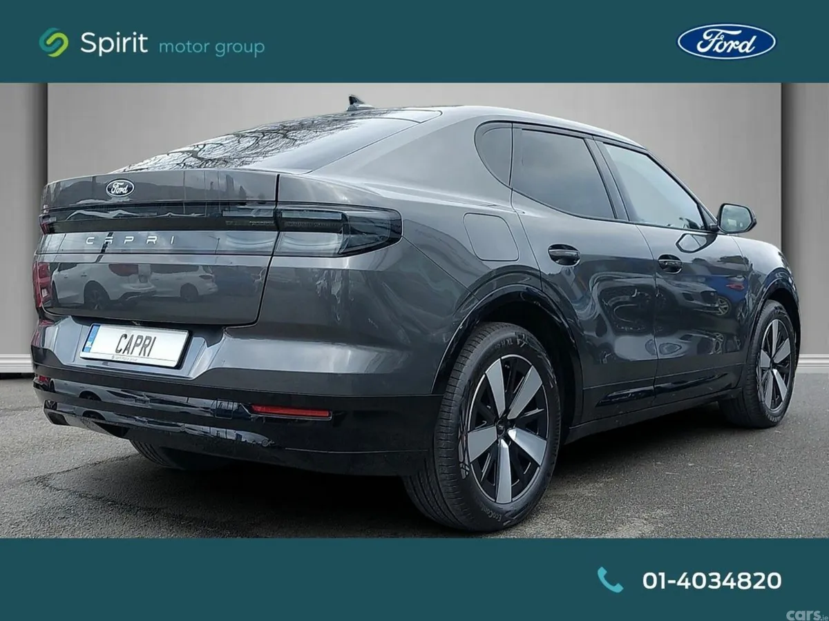 Ford Capri MPV, Electric, 2026, Grey