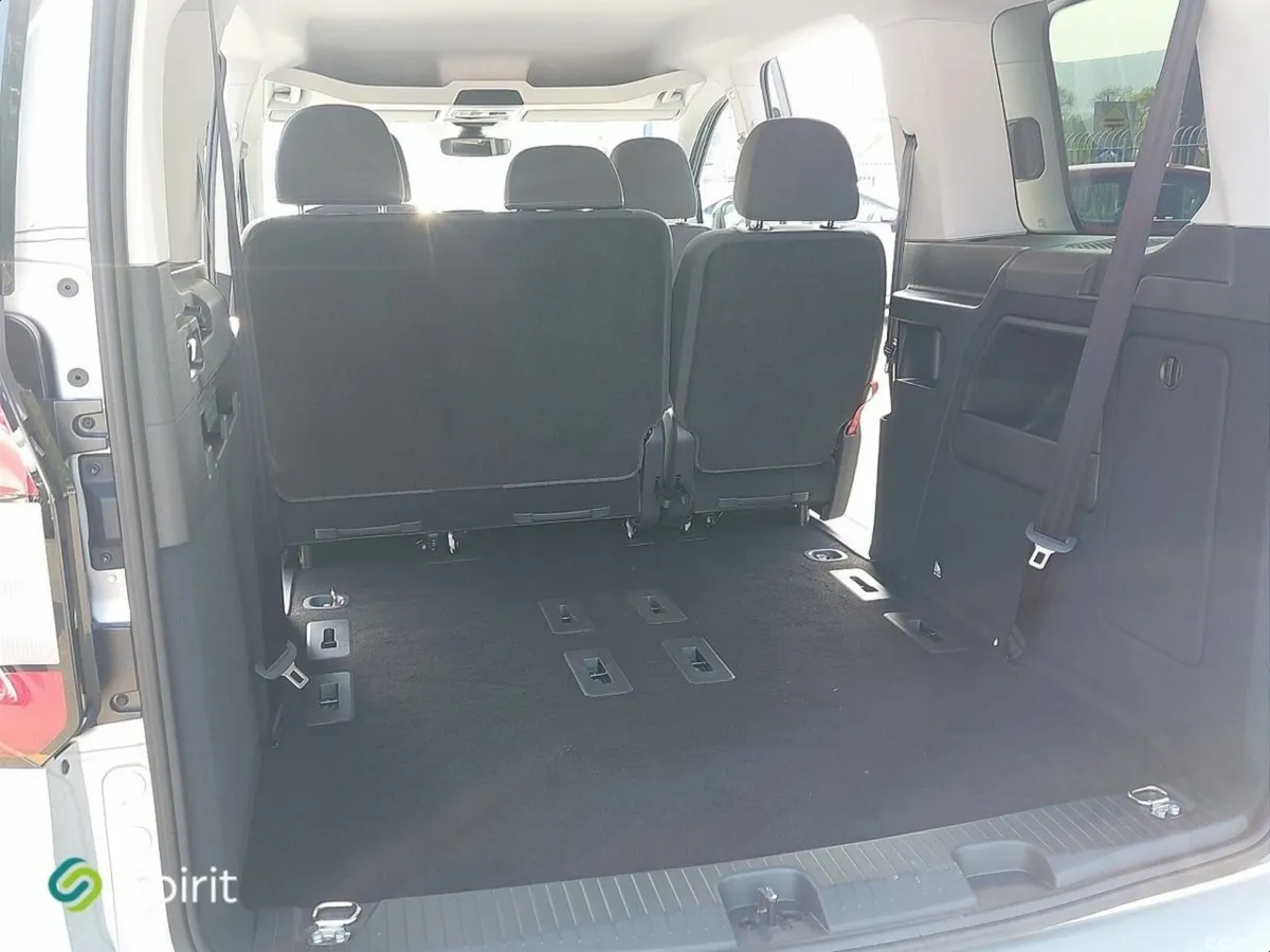 Ford Tourneo Connect MPV, Diesel, 2026, 