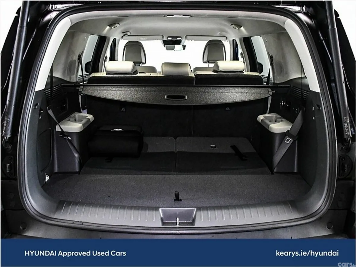 Hyundai Santa Fe SUV, Petrol Plug-in Hybrid, 2025, Black