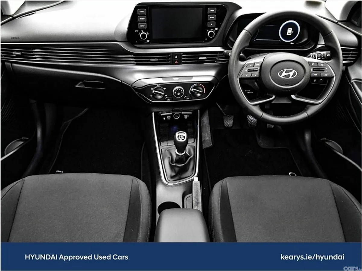 Hyundai i20 Hatchback, Petrol, 2025, Blue