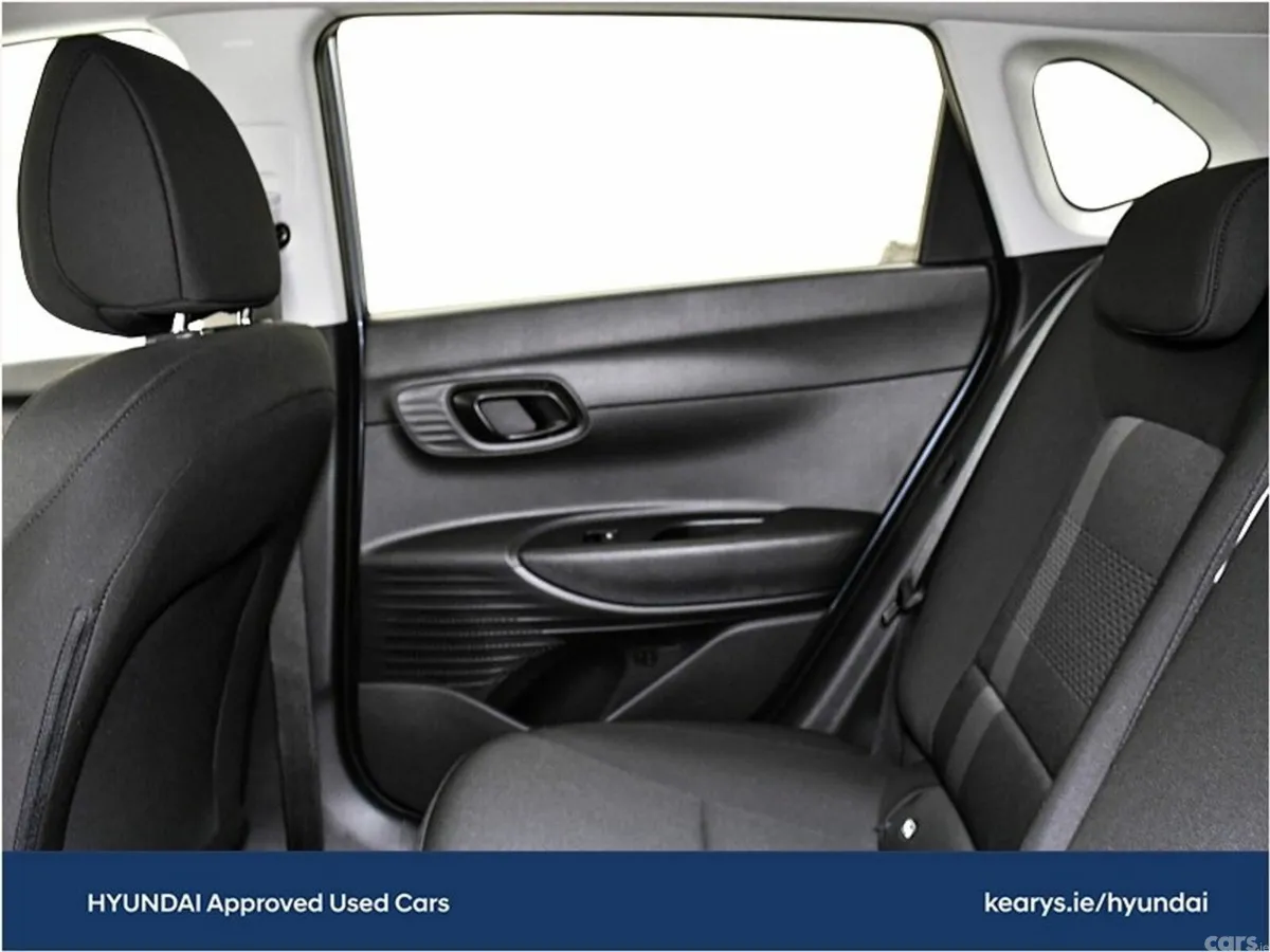 Hyundai i20 Hatchback, Petrol, 2025, Blue