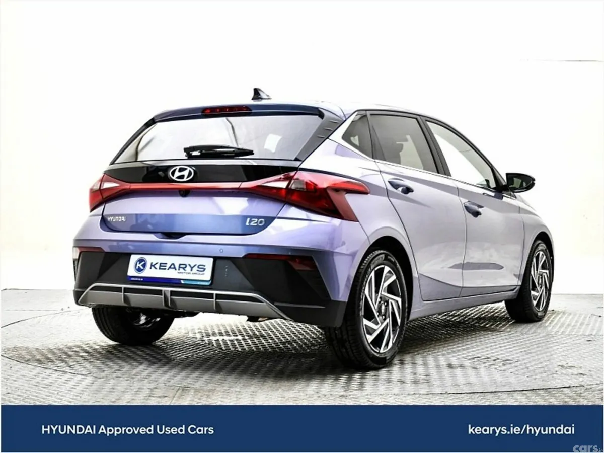 Hyundai i20 Hatchback, Petrol, 2025, Blue