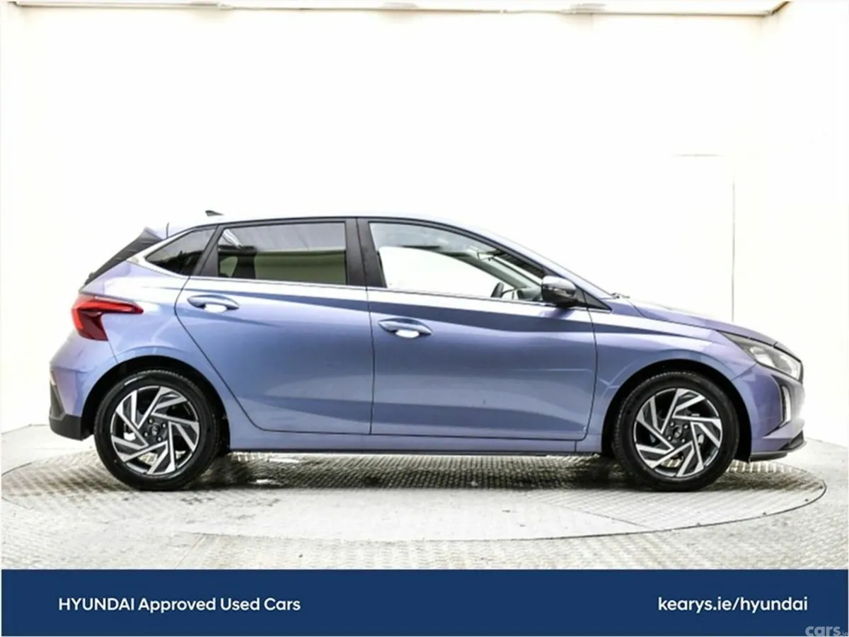 Hyundai i20 Hatchback, Petrol, 2025, Blue