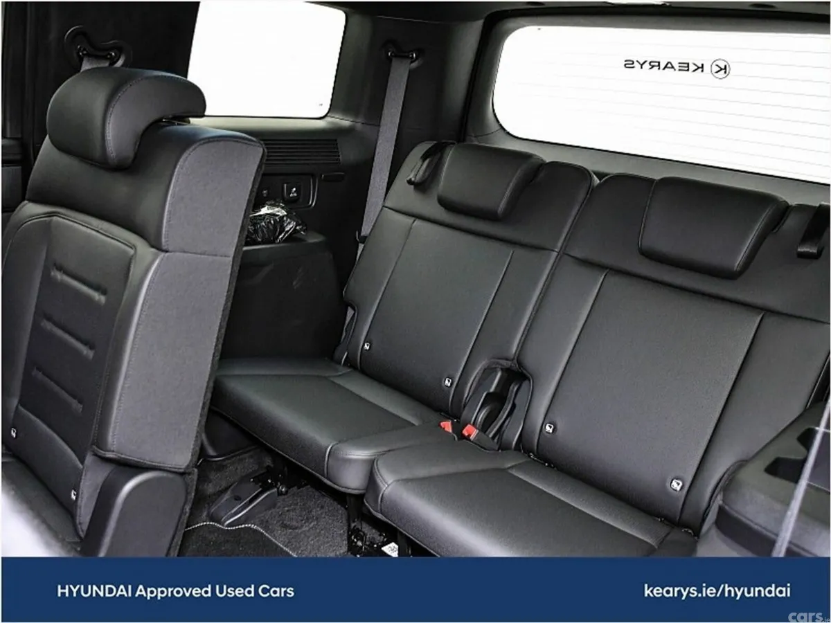 Hyundai Santa Fe SUV, Petrol Plug-in Hybrid, 2027, Green