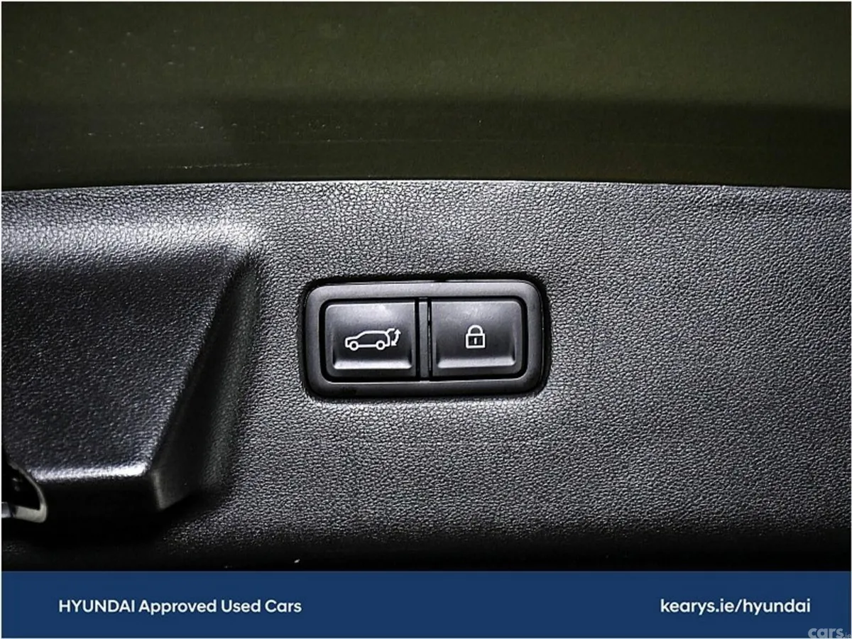 Hyundai Santa Fe SUV, Petrol Plug-in Hybrid, 2027, Green