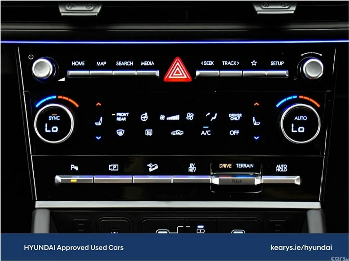 Hyundai Santa Fe SUV, Petrol Plug-in Hybrid, 2027, Green