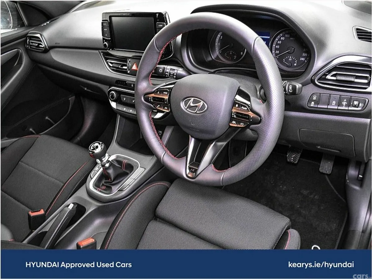 Hyundai i30 Hatchback, Petrol, 2027, Red