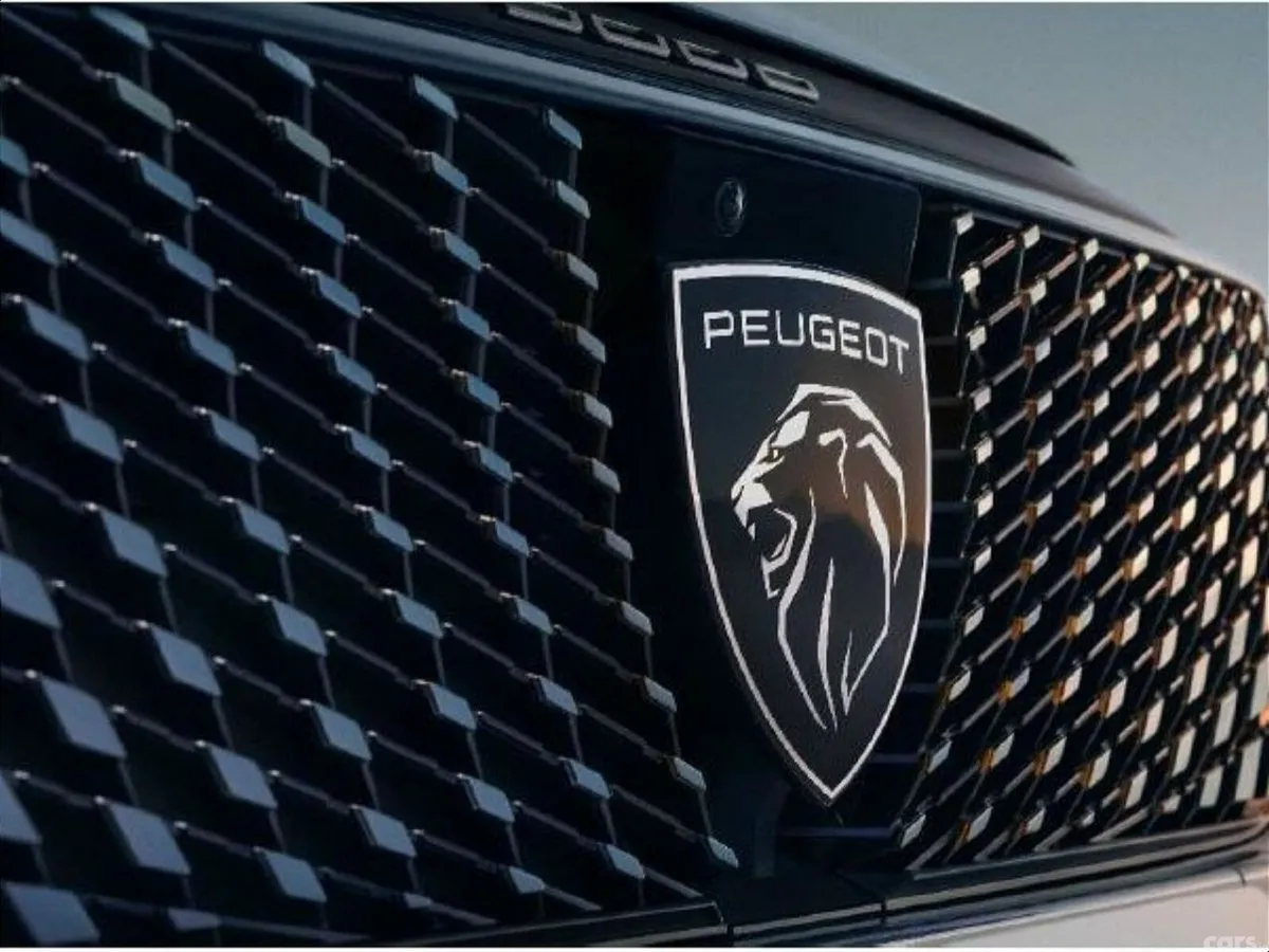 Peugeot 5008 SUV, Petrol Hybrid, 2027, 