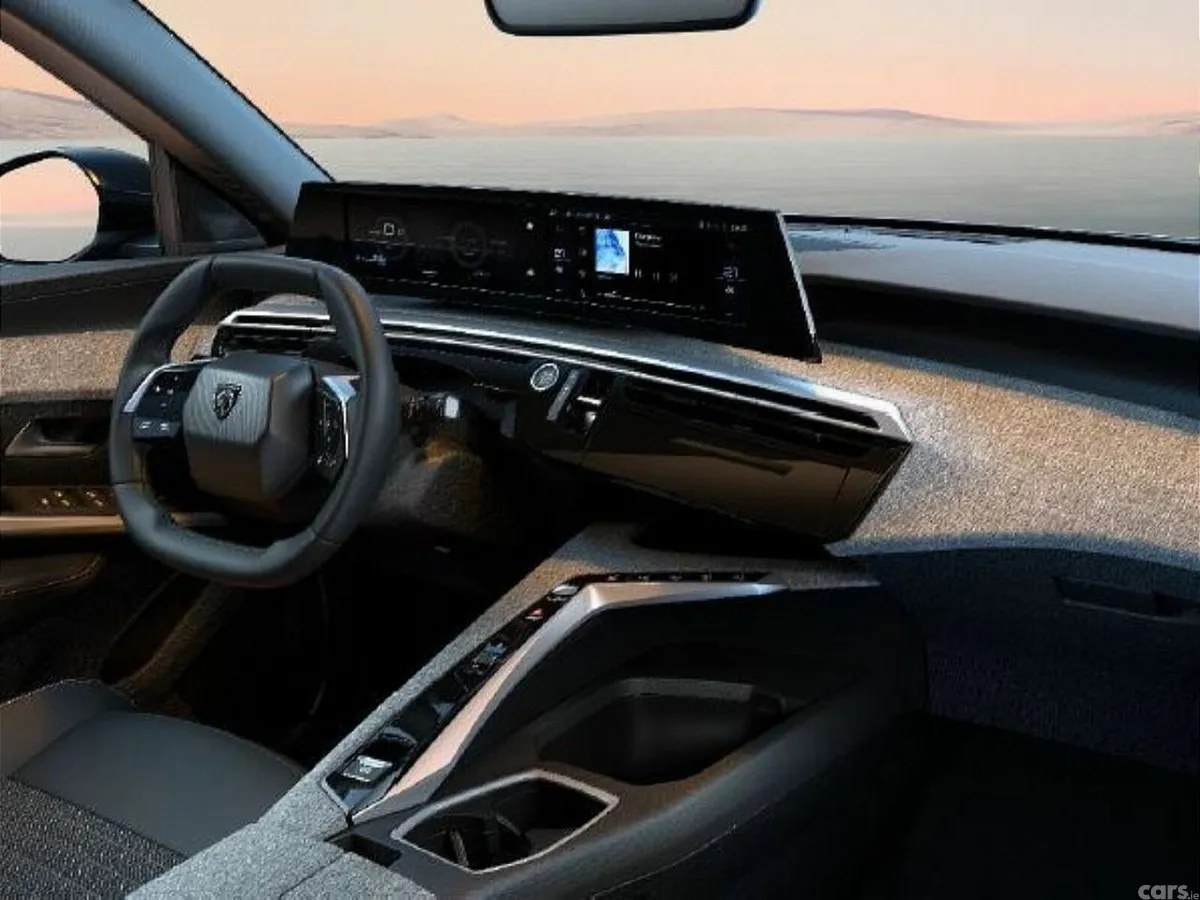 Peugeot 5008 SUV, Petrol Hybrid, 2027, 