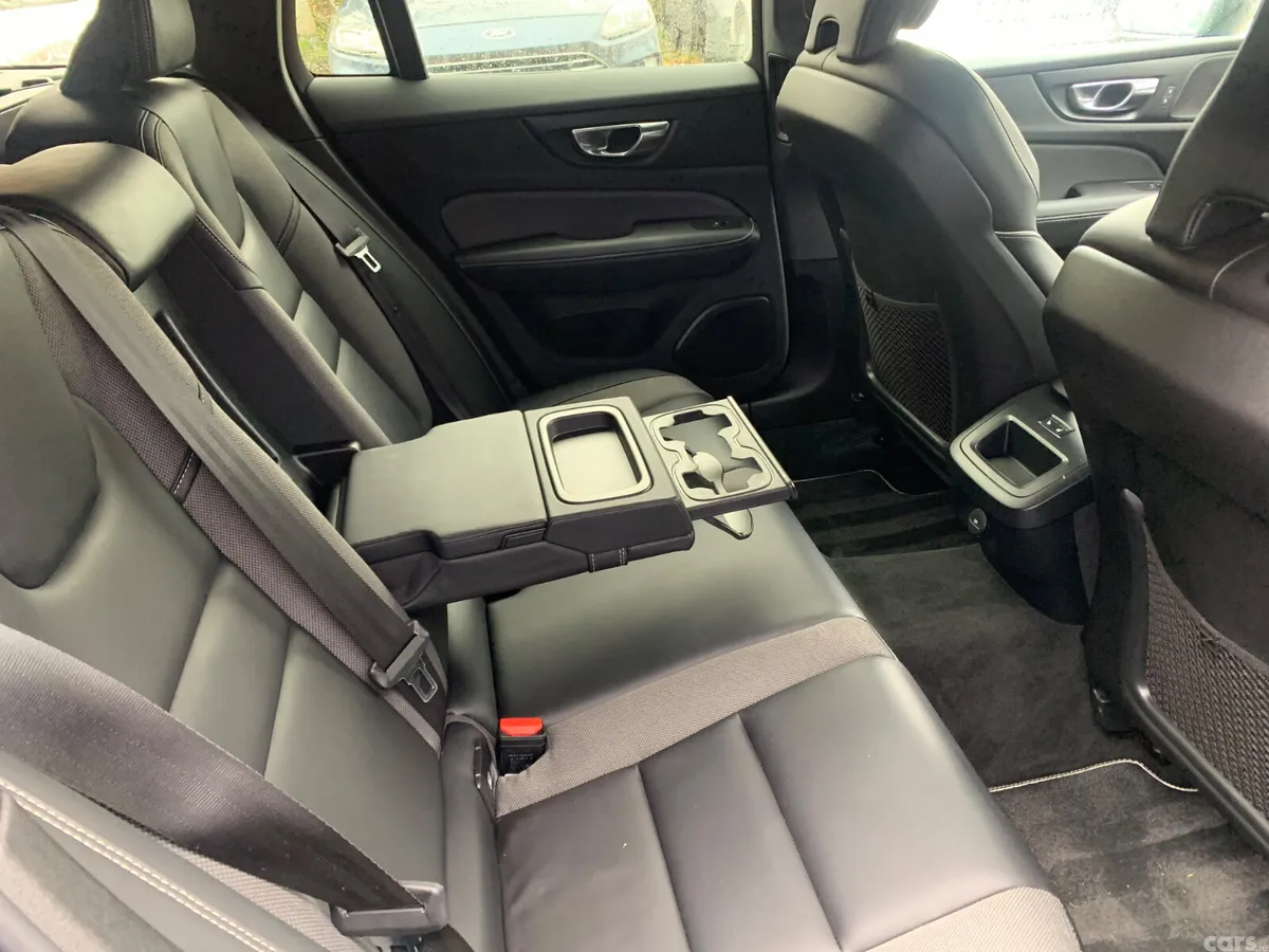 Volvo V60 Estate, Diesel, 2021, Blue