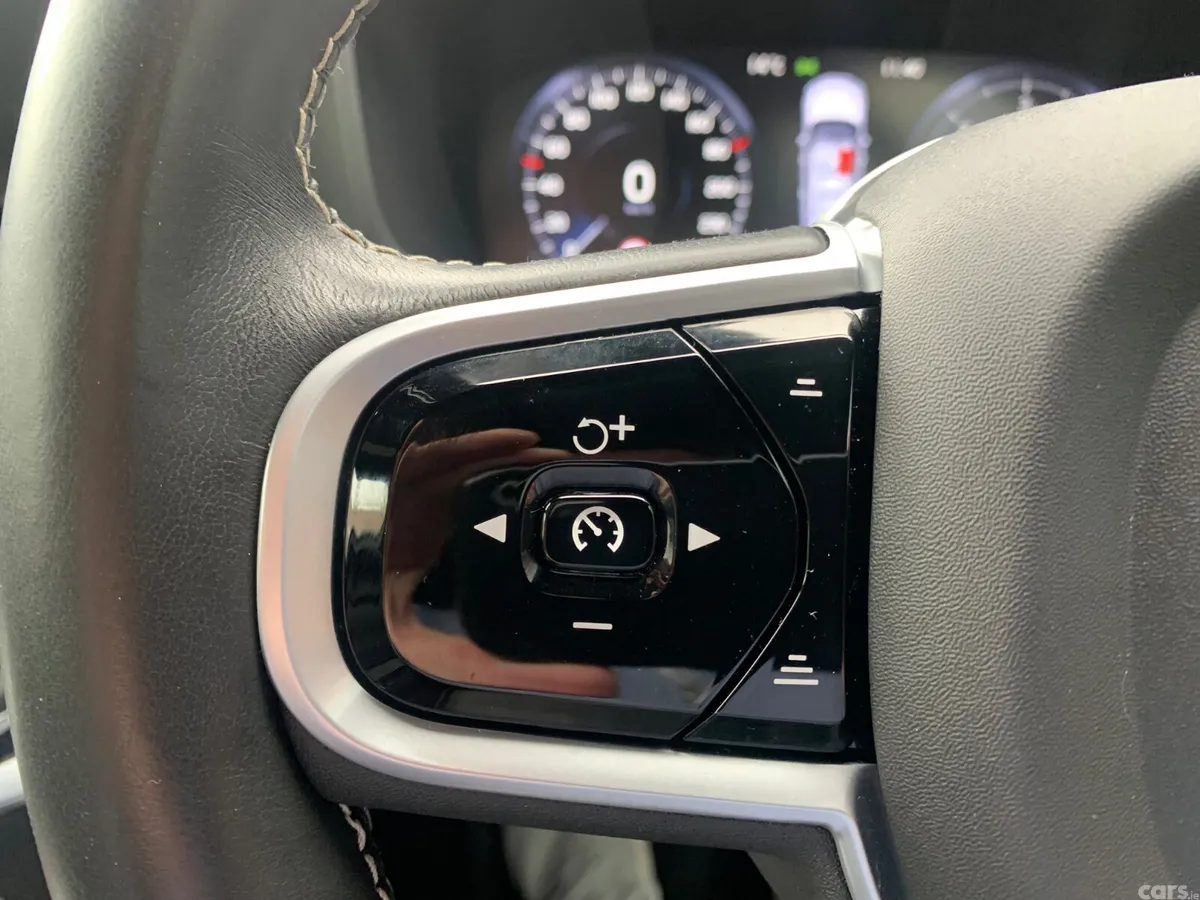 Volvo V60 Estate, Diesel, 2021, Blue