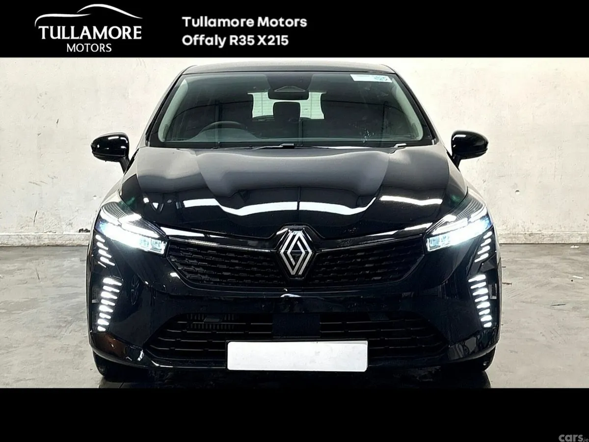 Renault Clio Hatchback, Petrol, 2025, Black