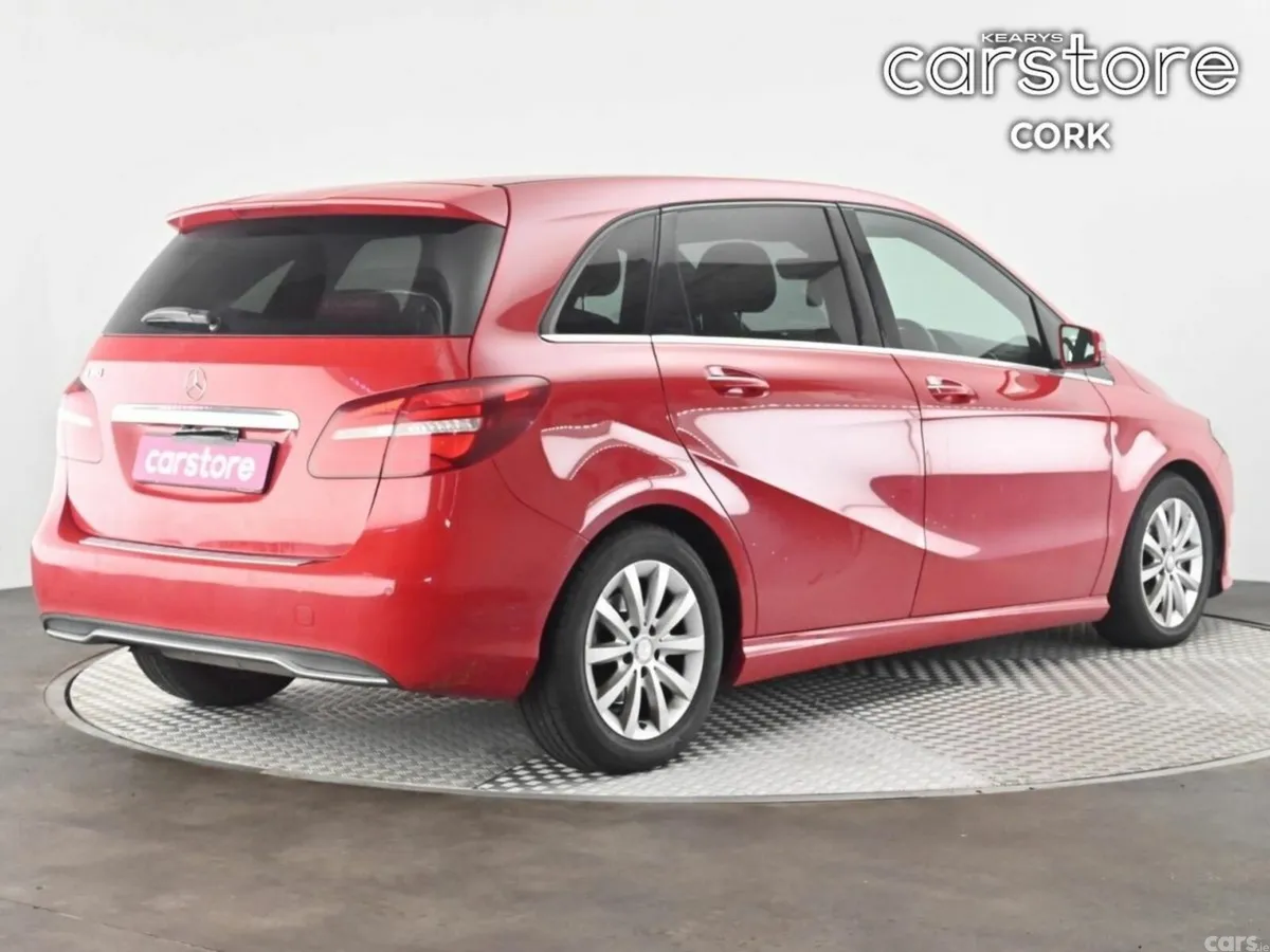 Mercedes-Benz B-Class MPV, Petrol, 2017, Red