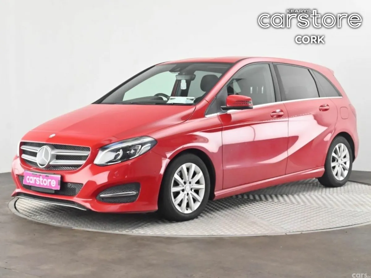 Mercedes-Benz B-Class MPV, Petrol, 2017, Red