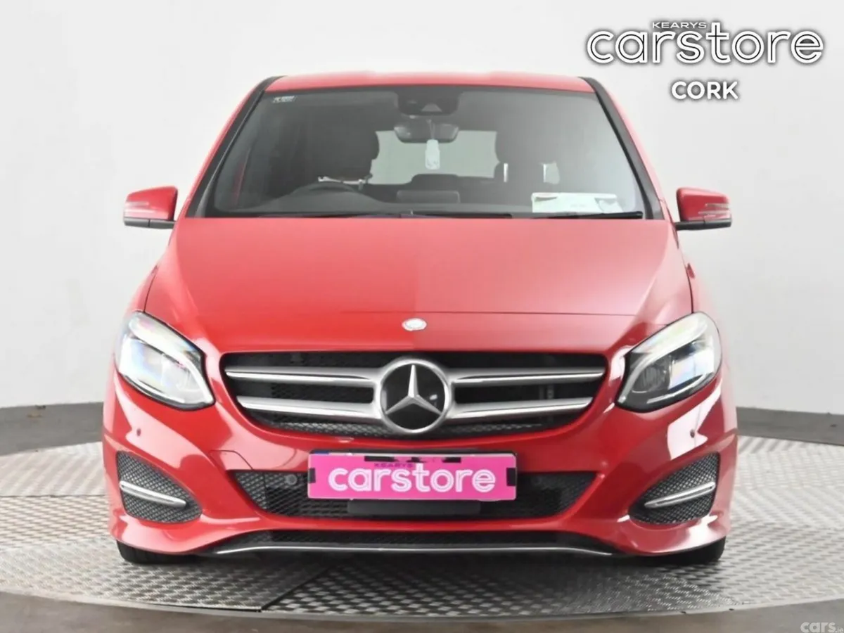 Mercedes-Benz B-Class MPV, Petrol, 2017, Red