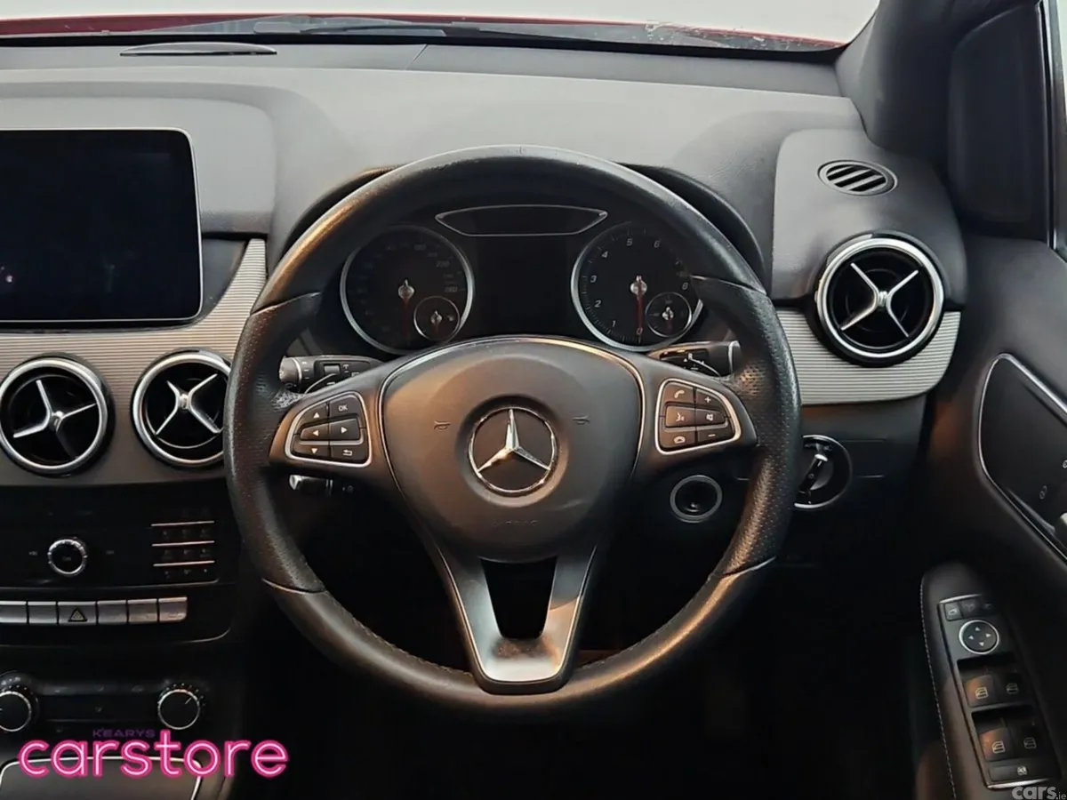 Mercedes-Benz B-Class MPV, Petrol, 2017, Red