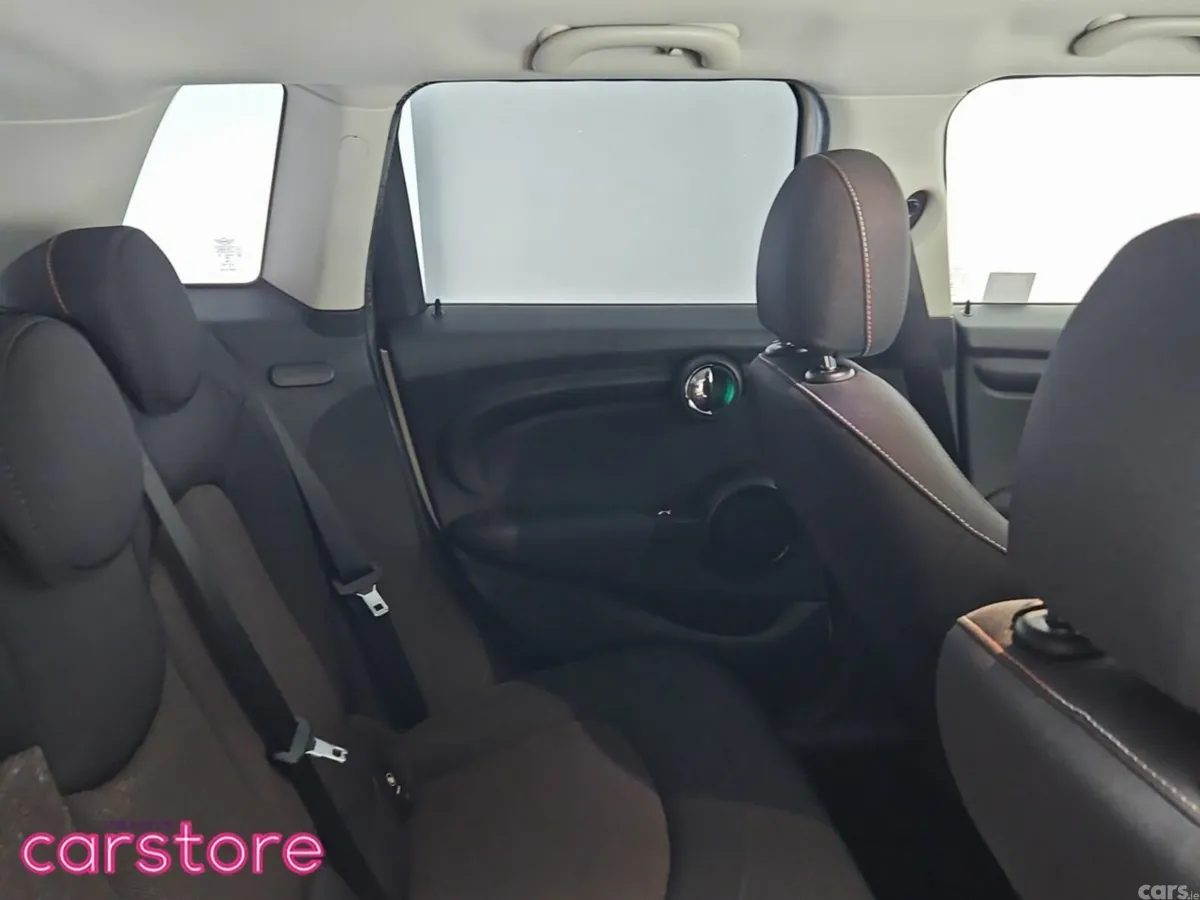 Mini Cooper Hatchback, Petrol, 2018, White